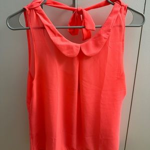 Sleeveless blouse